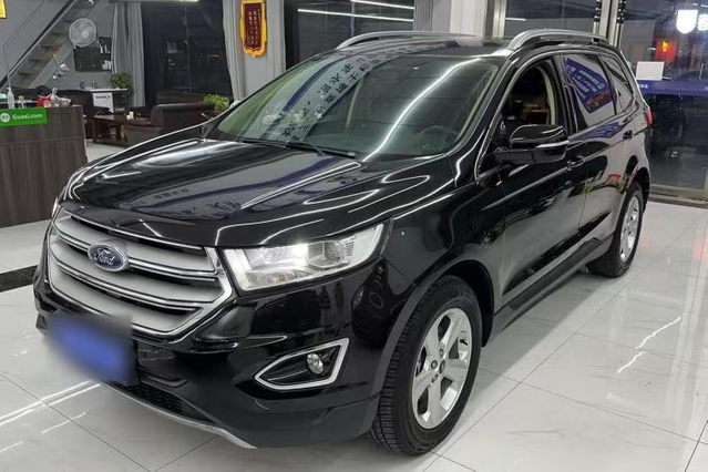 2016 Ford Edge EcoBoost 245 Two - Wheel Drive Elite Trim