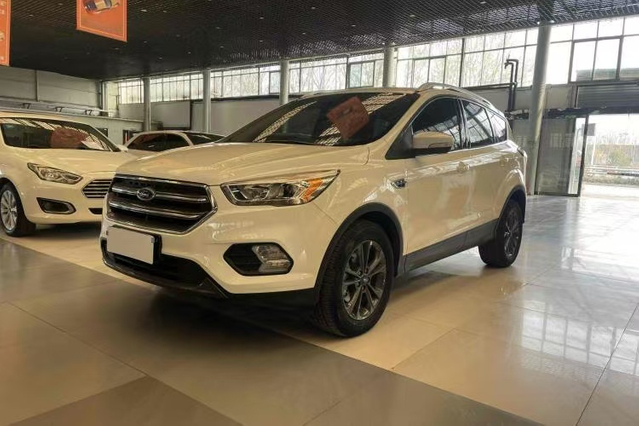  2019 Ford Kuga EcoBoost 180 Two - Wheel Drive Platinum Wing Trim