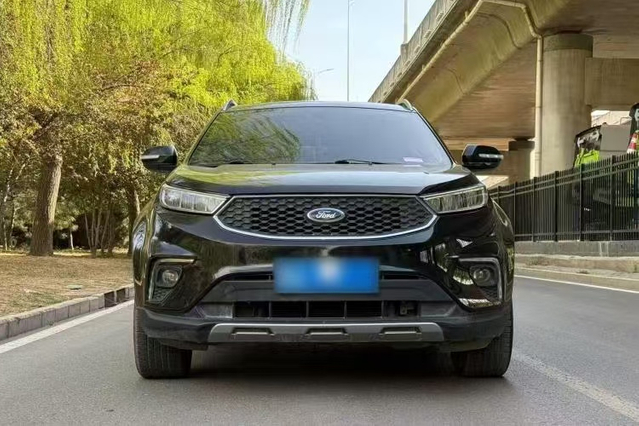  2019 Ford Territory EcoBoost 145 CVT Platinum Trim