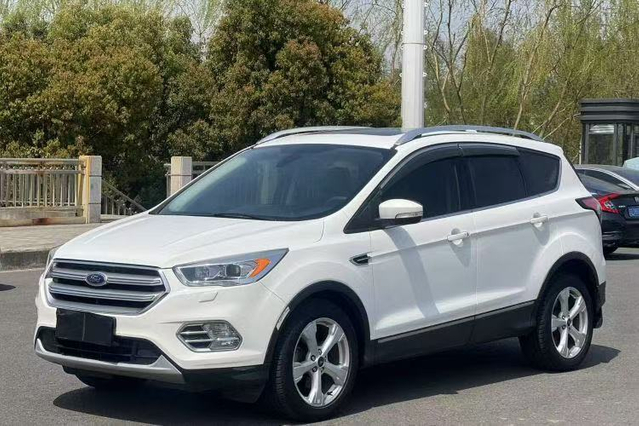 2018 Refreshed Ford Kuga EcoBoost 180 Two - Wheel Drive Luxury Wing Trim