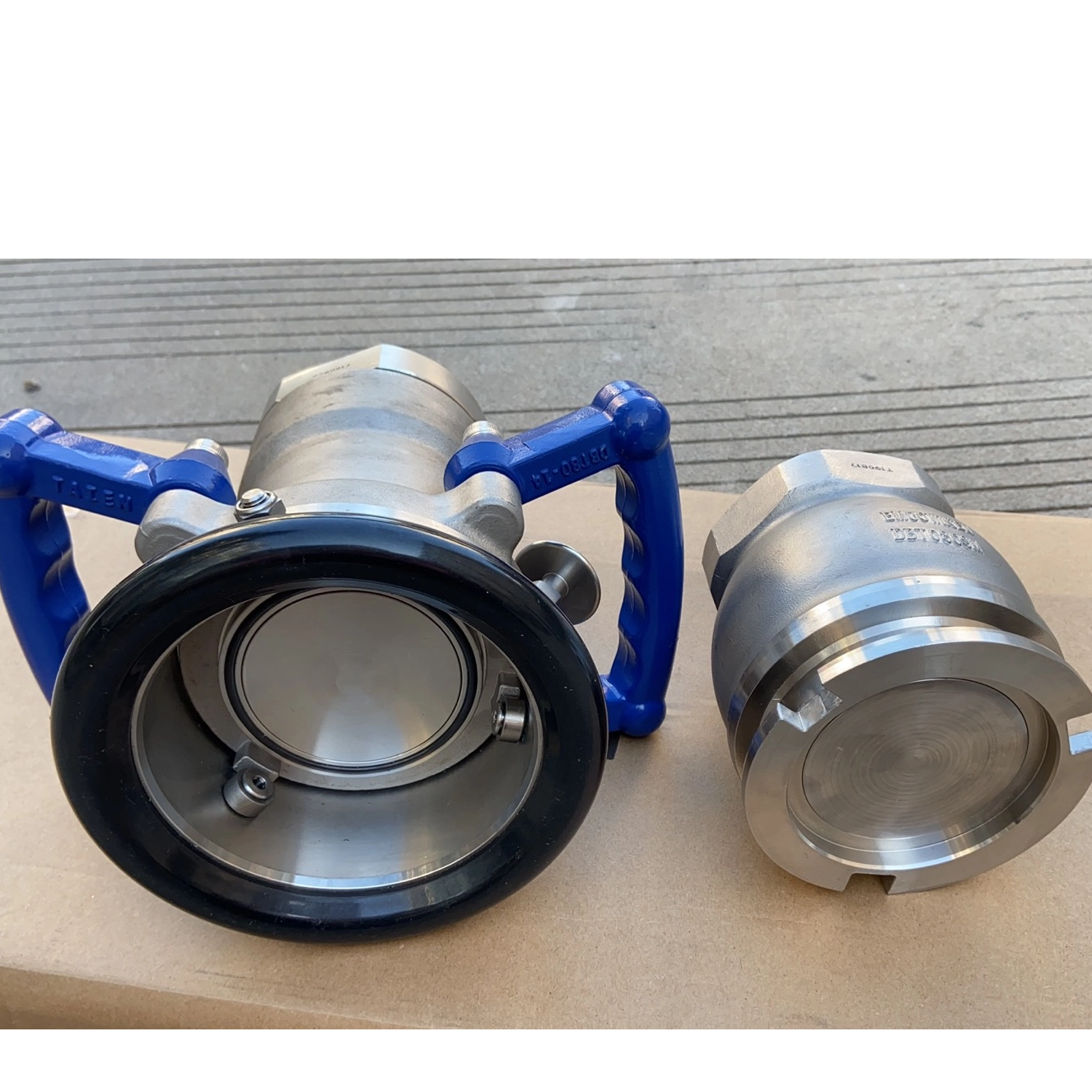 Dry Coupling